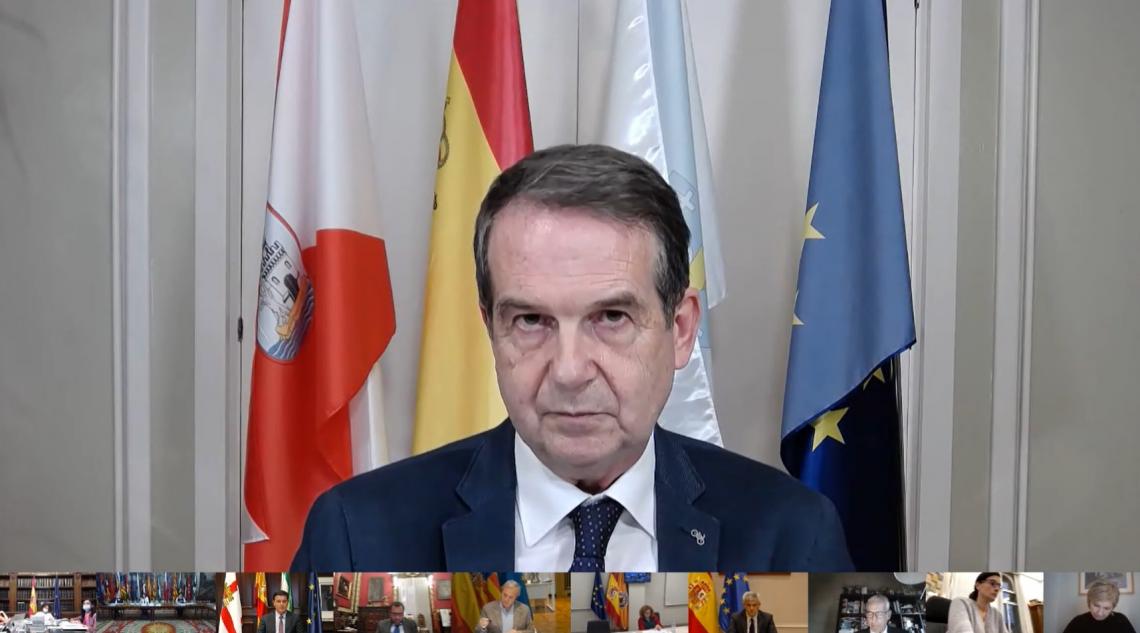 Abel Caballero, Presidente de la FEMP, en la reunión de la CNAL