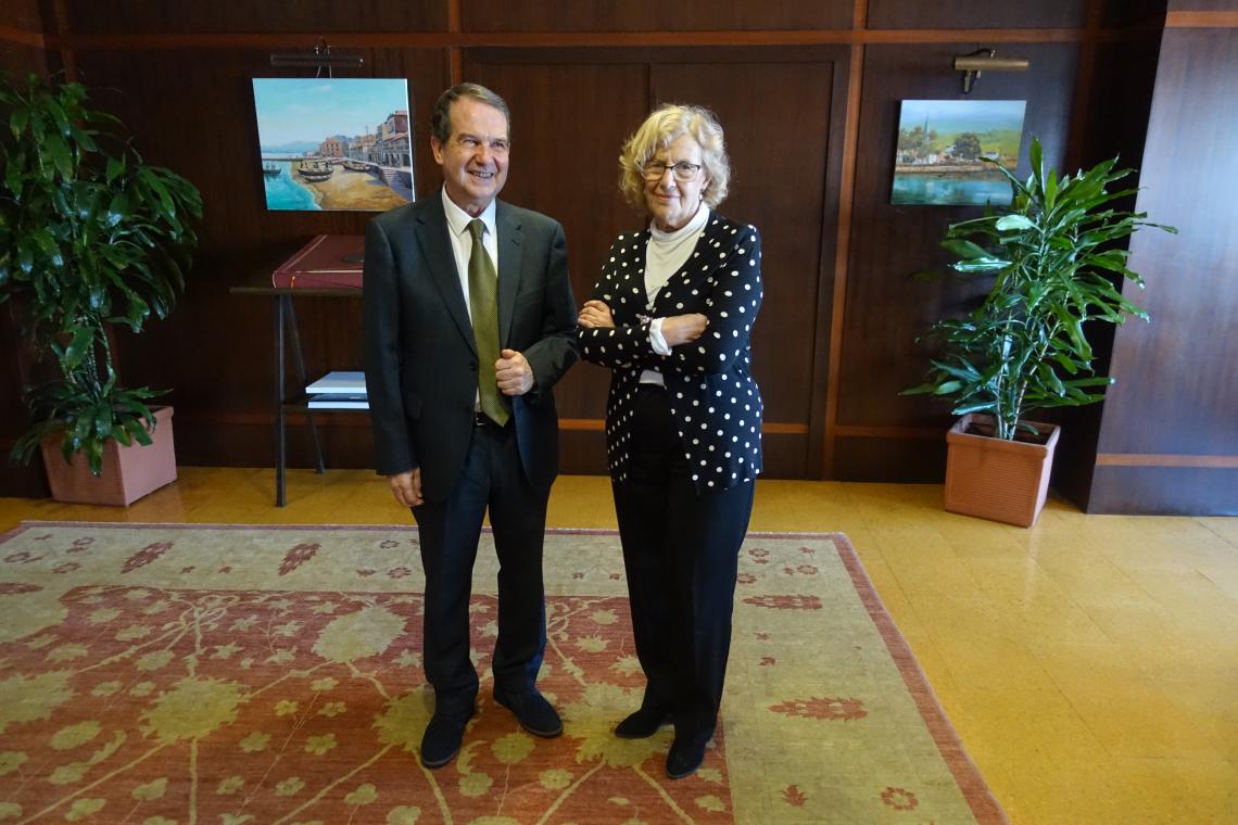 Abel Cabellero y Manuela Carmena en el Ayuntamiento de Vigo (23 febrero 2018)