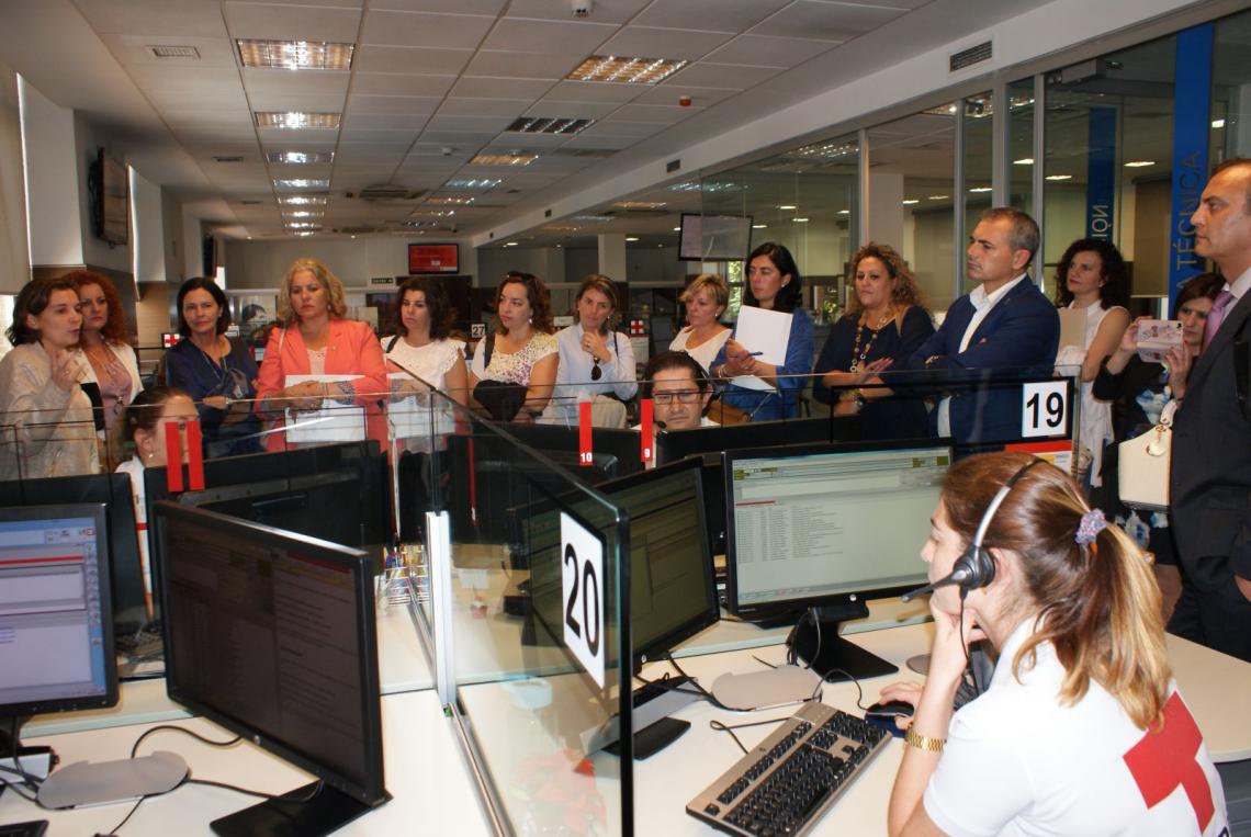 La Comisión de Igualdad de la FEMP visita las instalaciones de ATENPRO