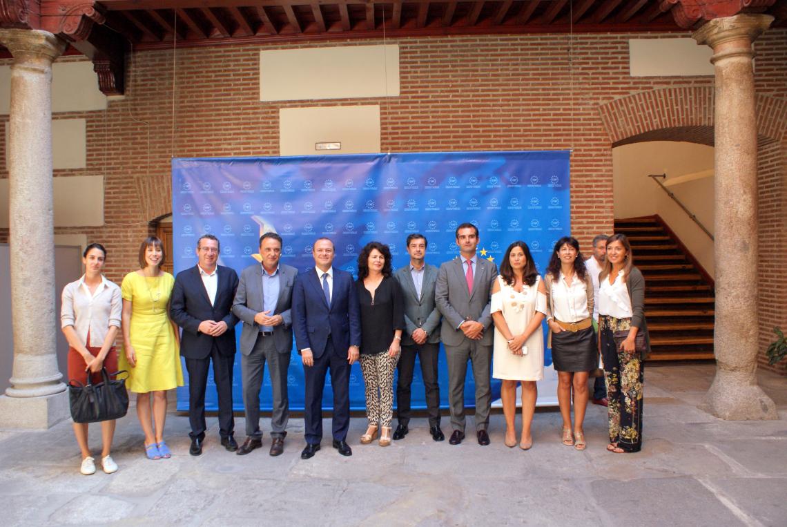 El Consejo de Gobierno del SCB, con la Secretaria de Estado de Turismo, tras la reunión