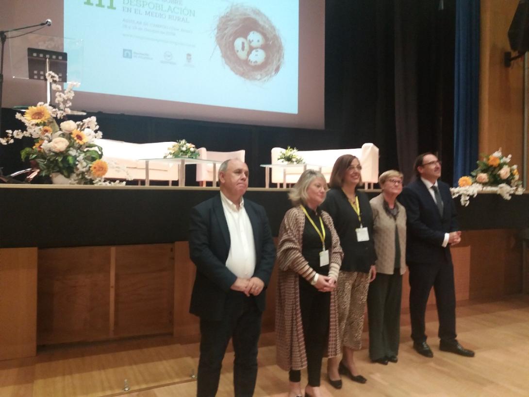 Foto de familia en la Inauguración del III Congreso sobre Despoblación en el Medio Rural