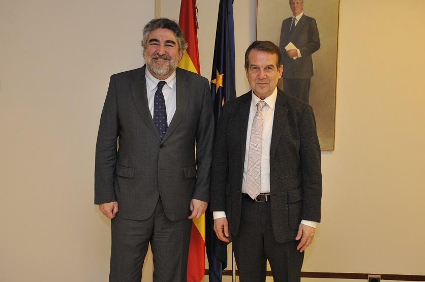 Abel Caballero, Presidente de la FEMP y José Manuel Rodríguez Uribes, Ministro de Cultura y Deporte