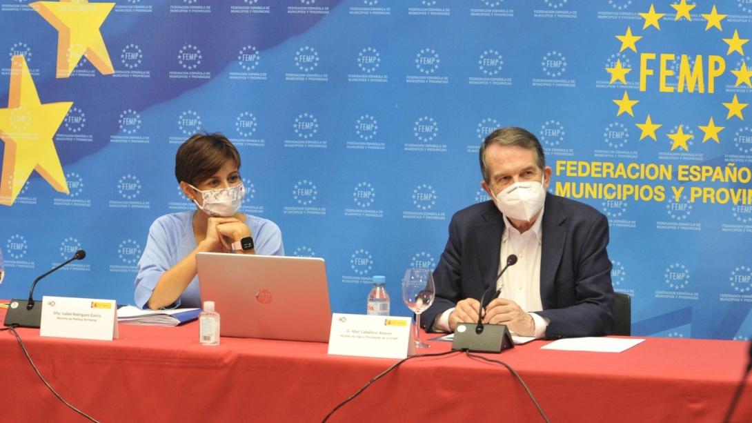 FEMP y Política Territorial colaborarán en la reforma de la normativa local y en la agilización de la gestión de fondos europeos