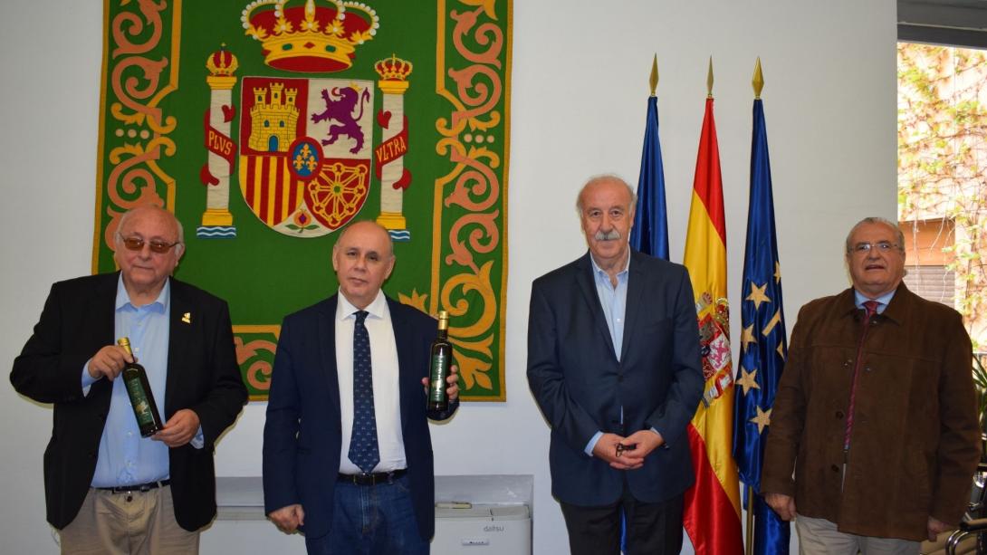 La FEMP se compromete con El Aceite de la Vida: proyectos sociales a través del apadrinamiento de olivos