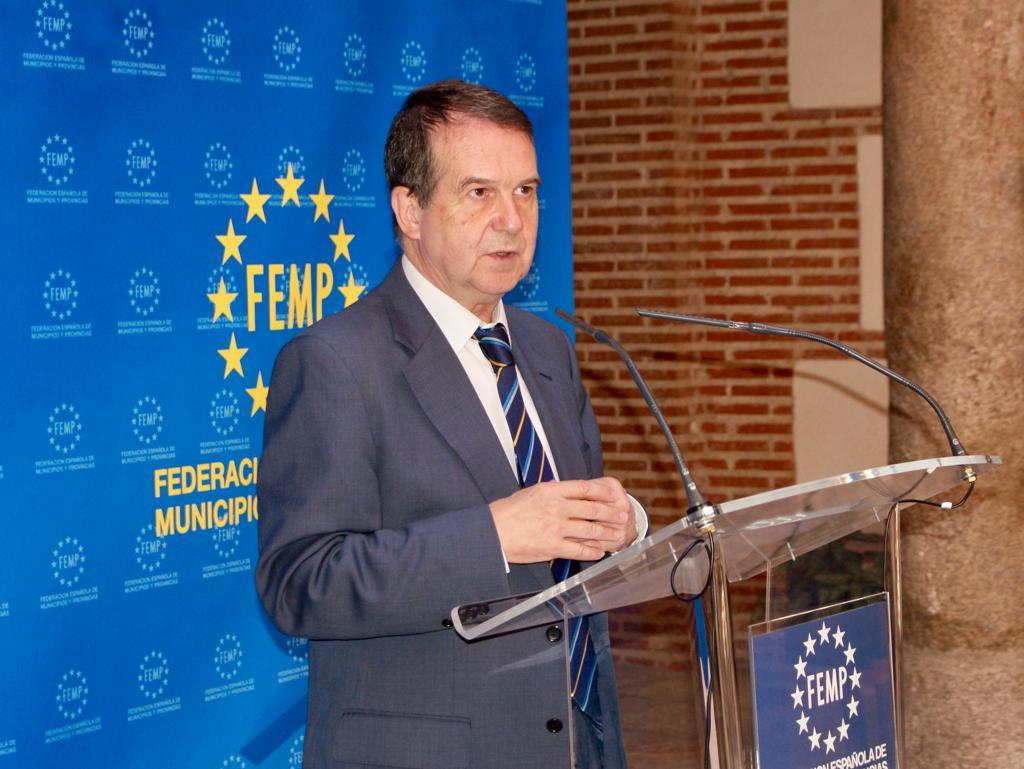 Abel Caballero valora positivamente el acuerdo sobre Presupuestos Generales del Estado
