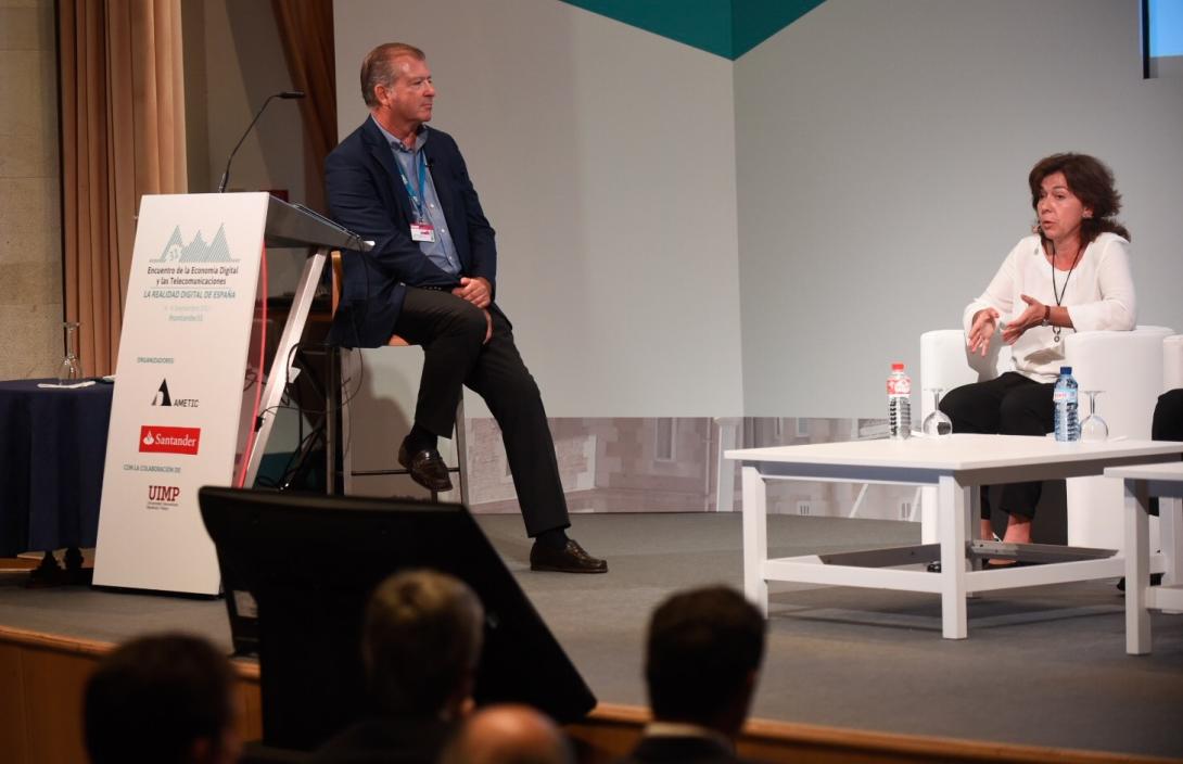 Colaboración entre la FEMP y AMETIC para la transformación digital en las Entidades Locales