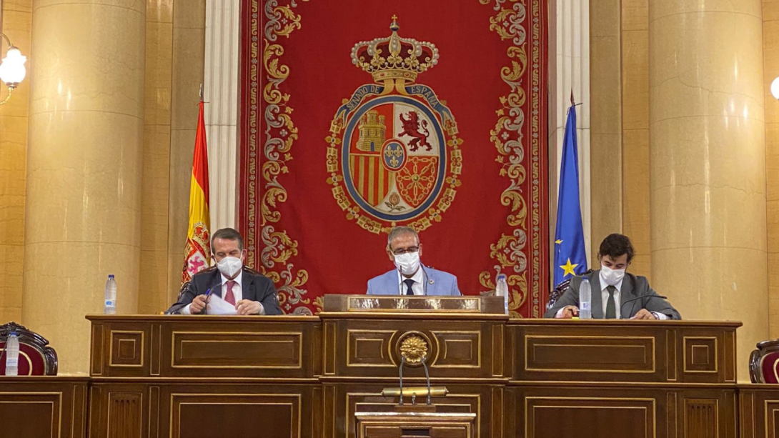 Abel Caballero reivindica la “segunda descentralización” y recursos que refuercen el papel local en la reconstrucción