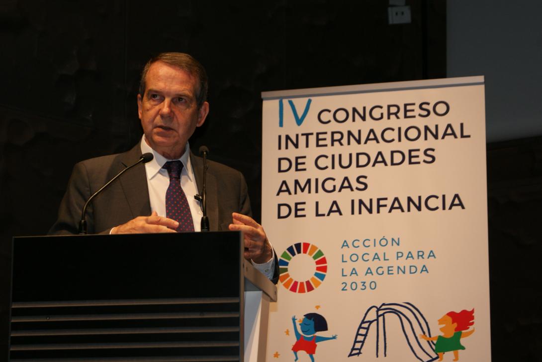 La FEMP pide un Pacto de Estado para atender las necesidades de “nuestros niños y los que vienen de fuera”