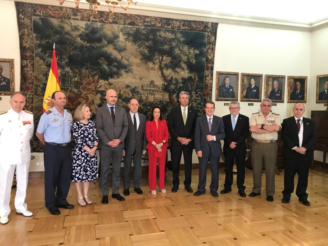 Acuerdo FEMP-Defensa para la incorporación laboral civil del personal de las Fuerzas Armadas