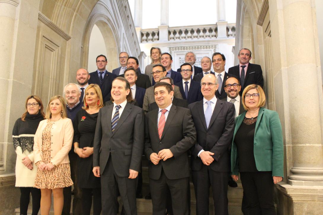 “Si el Gobierno no nos permite reinvertir nuestro superávit, tomaremos medidas este mismo mes”
