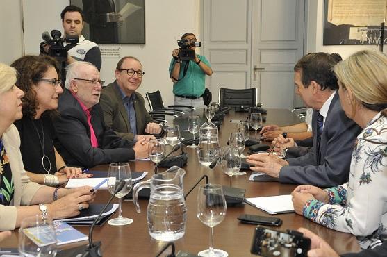 383 Gobiernos Locales están preparados para acoger a los migrantes del Aquarius