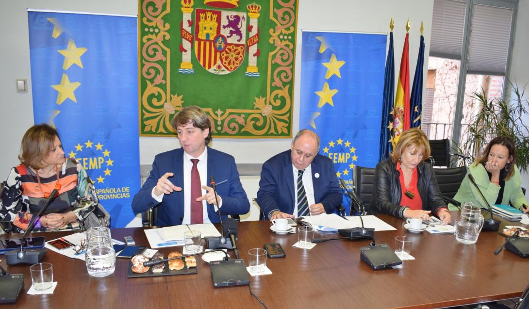Reforzar las ciudades intermedias y llevar los ODS a los programas electorales, retos de Think Europe:Compromiso 2030