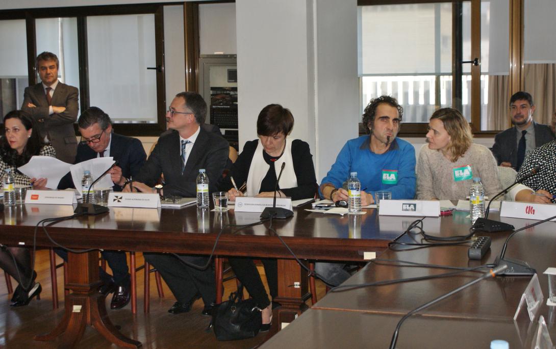 La FEMP reitera su petición al Gobierno de una tasa de reposición del 100% de los empleados públicos locales