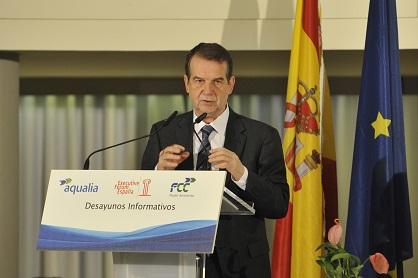 Abel Caballero pide una reforma de la Constitución para incluir un apartado específico dedicado a los municipios