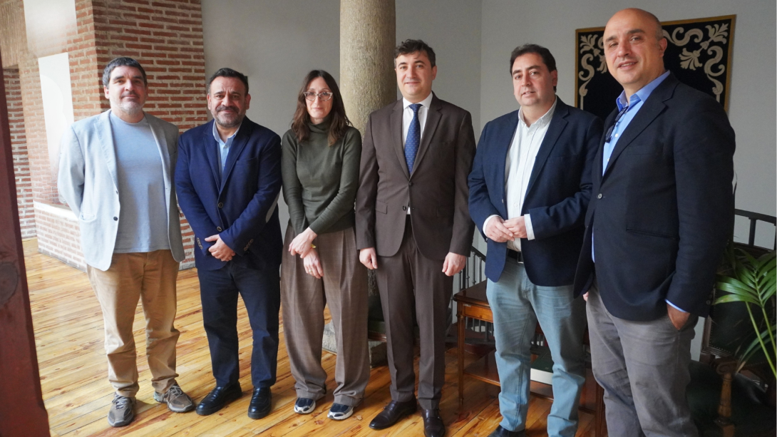 La FEMP impulsará el acceso de los municipios más pequeños al 2% cultural