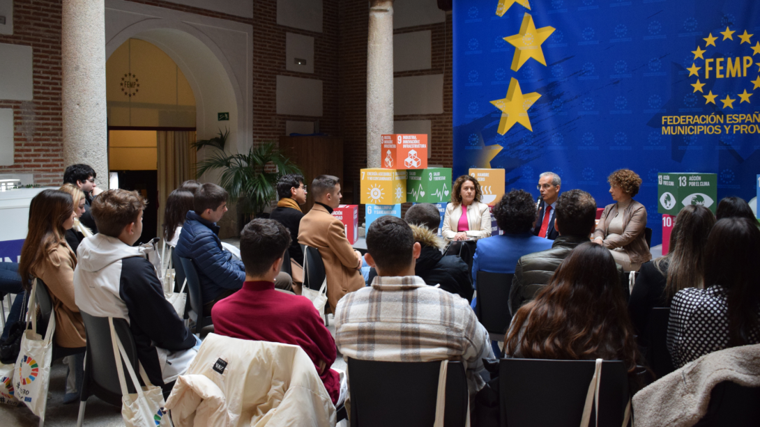 Una veintena de “Jóvenes con la Constitución” participan en la FEMP en la segunda edición de este Encuentro