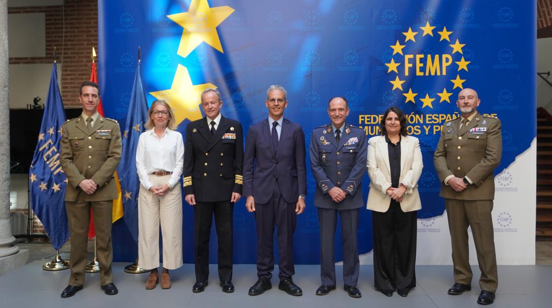 La FEMP y el Ministerio de Defensa evalúan el convenio que facilita la incorporación laboral del personal militar en el ámbito civil
