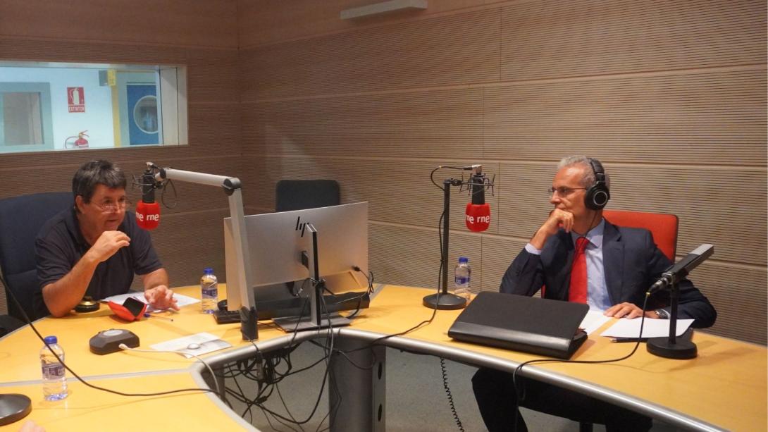 Martínez-Sicluna: “La ley que regula la tasa de basuras es defectuosa y conlleva grandes diferencias entre ayuntamientos”