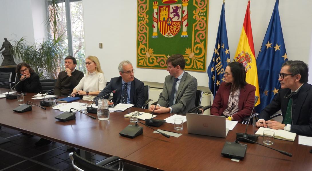 FEMP y DGT abordan la nueva norma sobre vehículos personales ligeros y sus repercusiones para los ayuntamientos