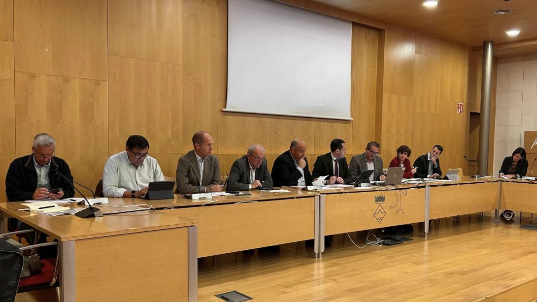 Los ayuntamientos pedirán recursos al Gobierno y a las autonomías para la recogida y tratamiento del amianto