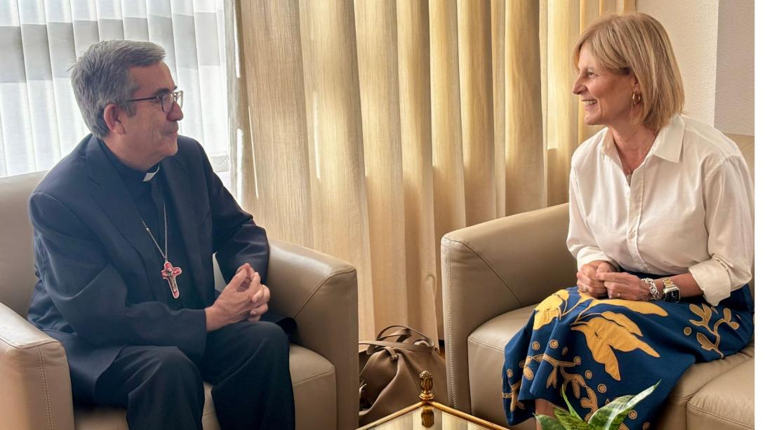 Encuentro de la presidenta de la FEMP con el presidente de la Conferencia Episcopal Española