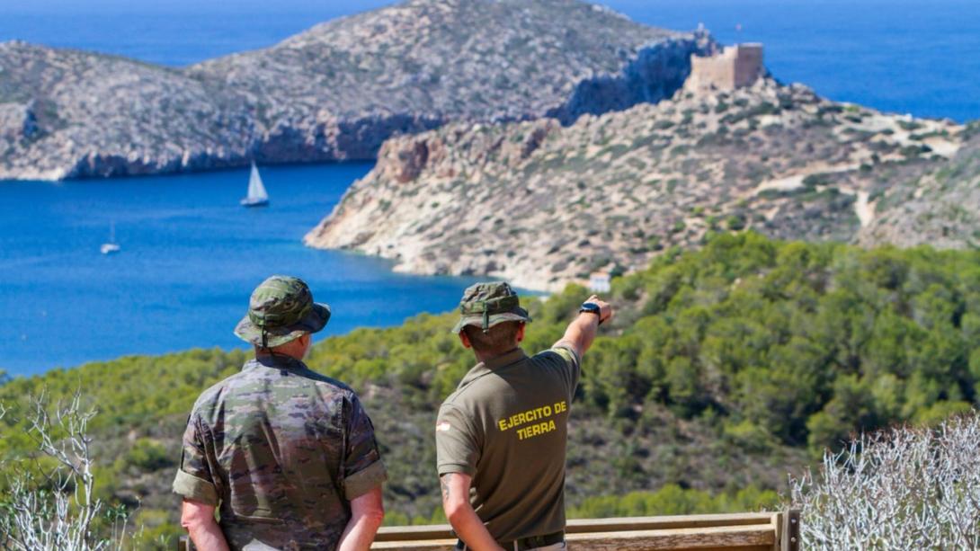 La FEMP y el Ministerio de Defensa firman un convenio para facilitar la incorporación laboral del personal militar en el ámbito civil
