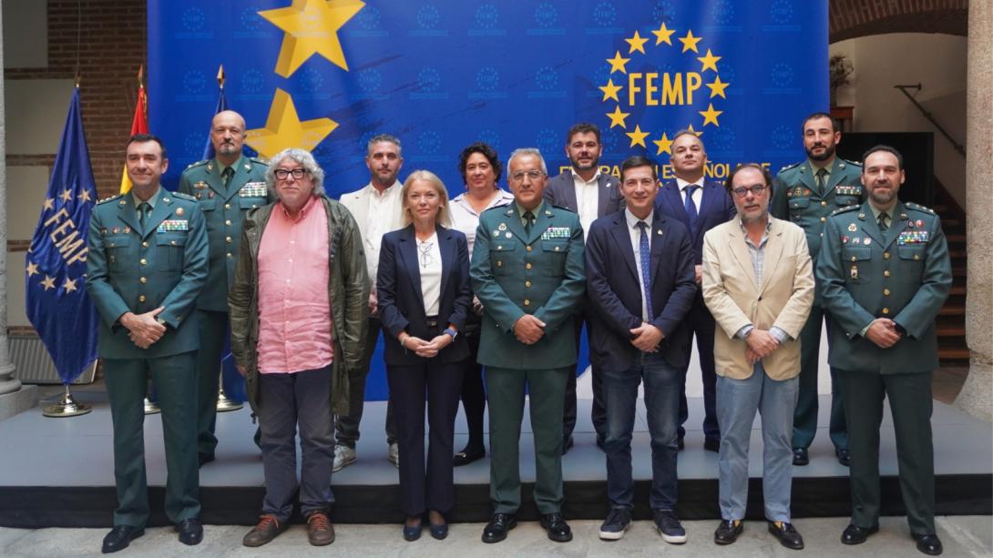 La FEMP y la Guardia Civil avanzan en la cooperación para la seguridad en la España del reto demográfico