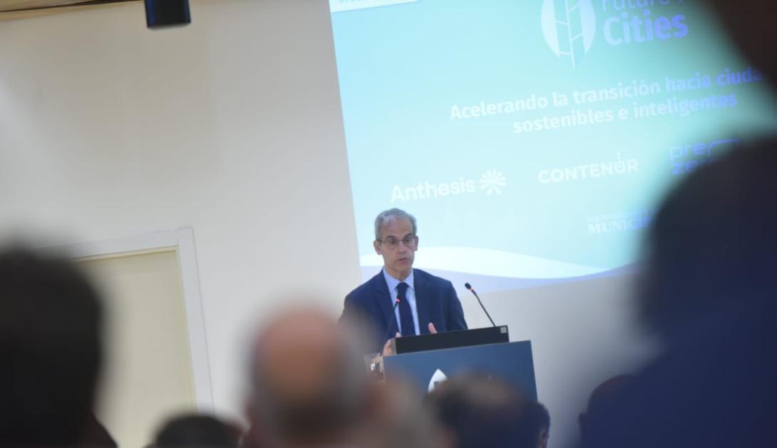 Martínez-Sicluna reclama una financiación justa para acelerar la transición hacia ciudades sostenibles e inteligentes