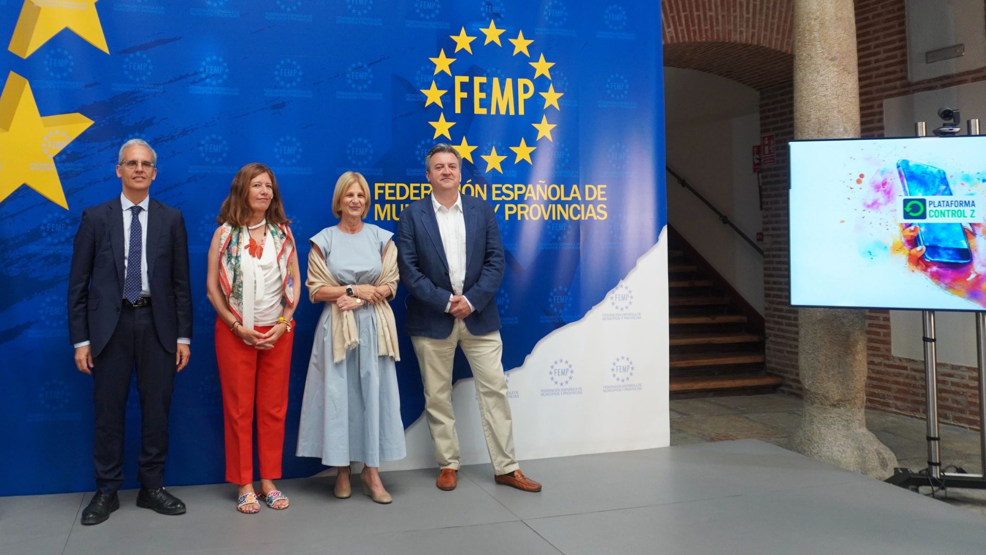 La FEMP y la plataforma Control Z se unen para proteger a los menores de la hiperconexión digital