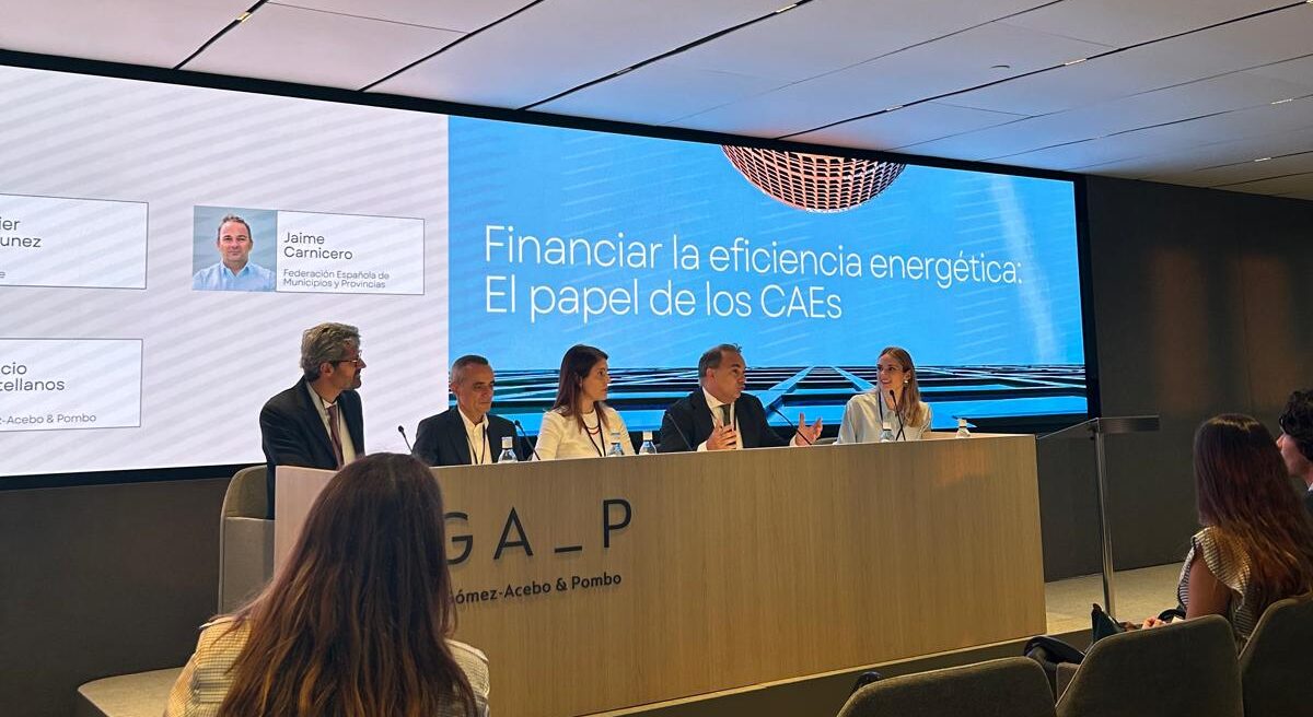 La Central de Contratación de la federación abre una nueva línea de asesoramiento sobre ahorros energéticos para los ayuntamientos